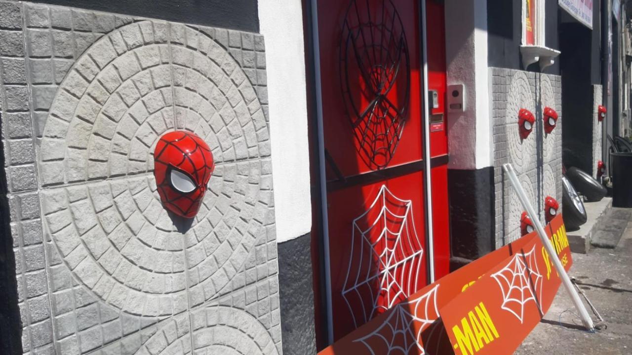 Отель Spiderman House Катания Экстерьер фото