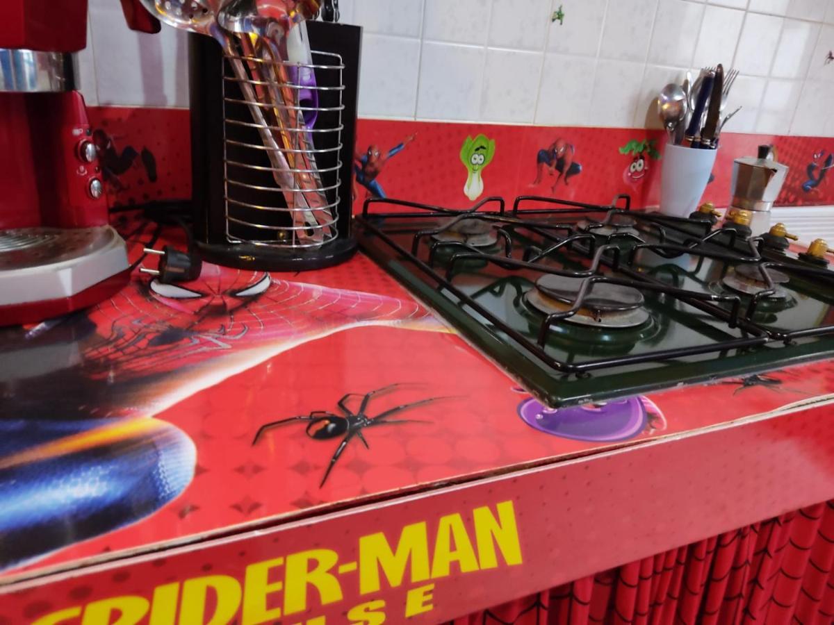 Отель Spiderman House Катания Экстерьер фото