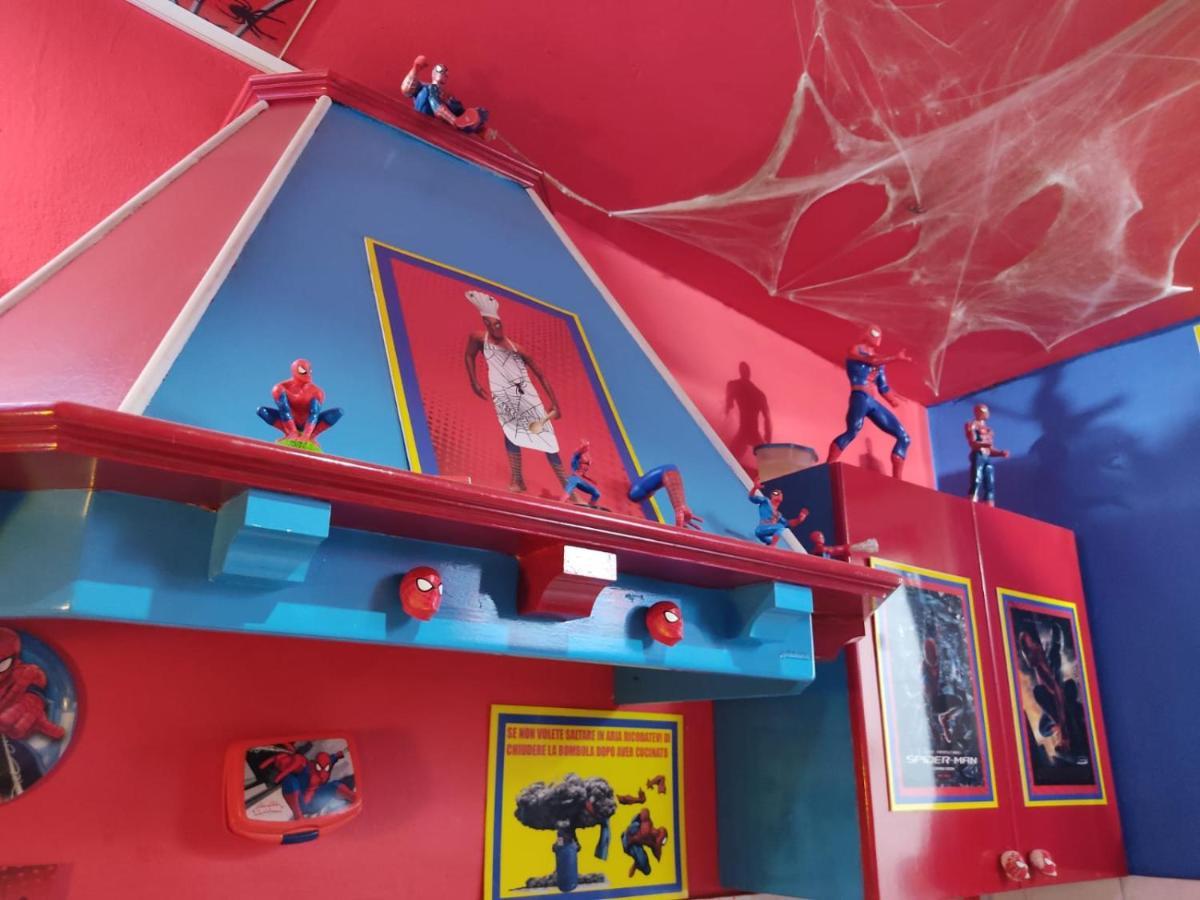 Отель Spiderman House Катания Экстерьер фото